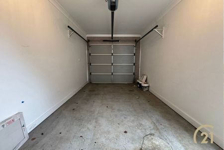 Modern 3 Bedroom Family Home&excl; - Photo 4