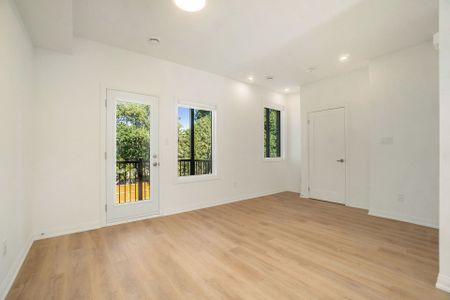 For Lease - 255 Castor Street Unit# 200, Russell, Ontario - Photo 3