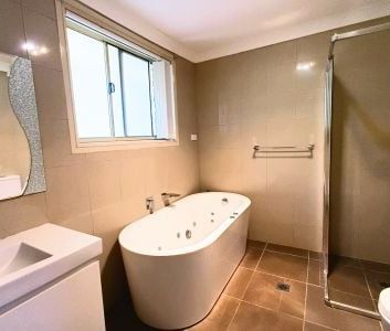 Prime Location with Extra Space - Photo 5