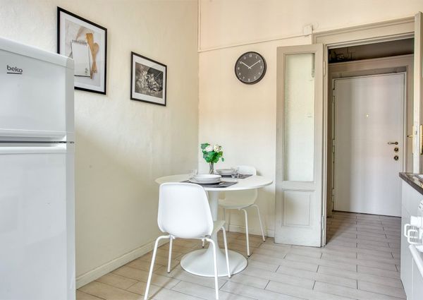 Wonderful single room with private balcony in Milan, few steps away from a Bocconi, IULM and NABA