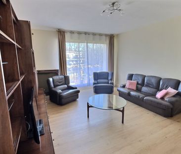 Location Appartement 2 pièces 47m² - Photo 3