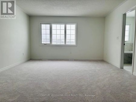 10 REIGATE AVENUE - Photo 4