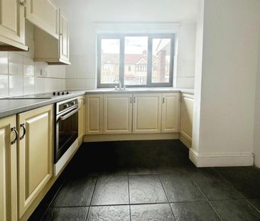 Harlow Road, Rainham, RM13 - Photo 6