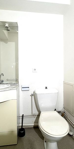 Appartement F1 (18 m²) à louer à SAINT ETIENNE - Photo 2