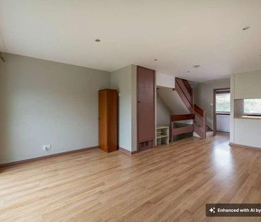 Doods Road, Reigate, RH2 - Photo 2