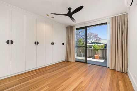 Brand New Designer Residence in the Heart of Newtown - Photo 3