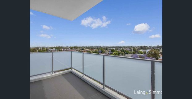 Modern 2-Bedroom Apartment Steps from Station & Park - Photo 1