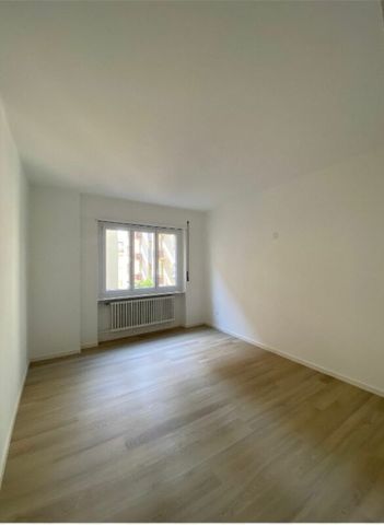 3 locali in zona strategica - Photo 3