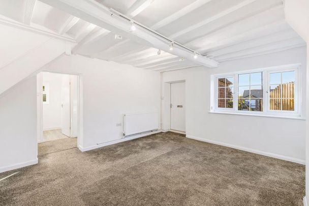 2 bedroom semi-detached house to rent - Photo 1