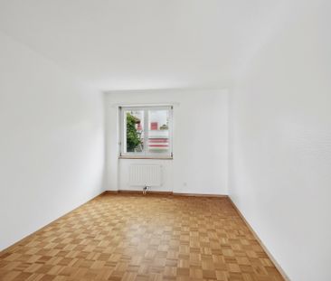 APPARTEMENT À LOUER DANS QUARTIER TRÈS ENSOLEILLÉ ET FAMILIAL - Photo 5