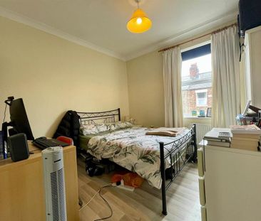 2 bedroom detached house to rent - Photo 2