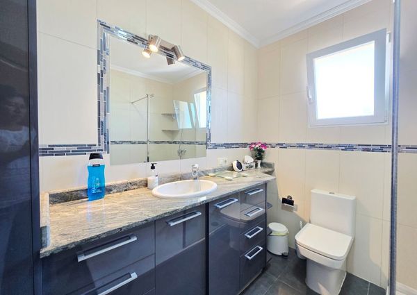 WIDE ESTATE FOR RENT IN TEULADA FOR LONG TERM