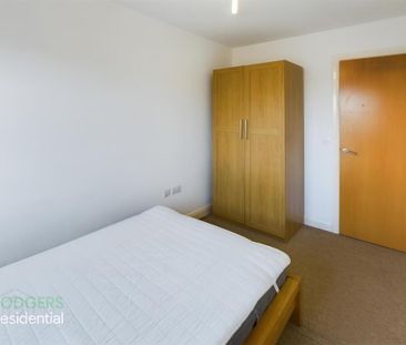 Apt 6, 228 Albertbridge Road, Belfast, BT5 4GW - Photo 4