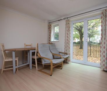 6 bedroom terraced house to rent - Photo 2