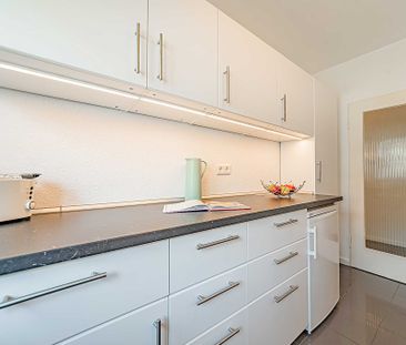 City-Residence: Schön möblierte 2-Zimmer-Wohnung mit Balkon - Photo 1