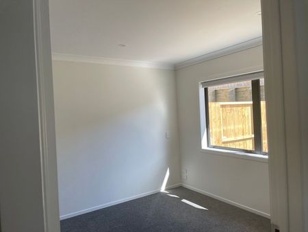 Charming 3 Bedroom House for rent Temple View - Photo 4