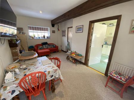 3 bedroom house to rent - Photo 3