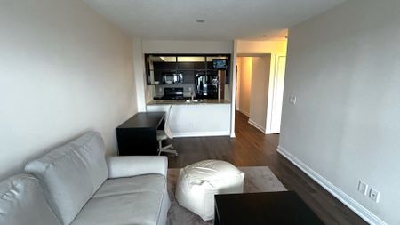For Lease - 181 Village Green Square Unit# 2911, Toronto, Ontario - Photo 2