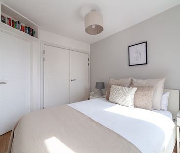 1 Bed Flat, Ivy Point, E3 - Photo 6