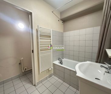 Location Appartement 1 pièce 24m² - Photo 2
