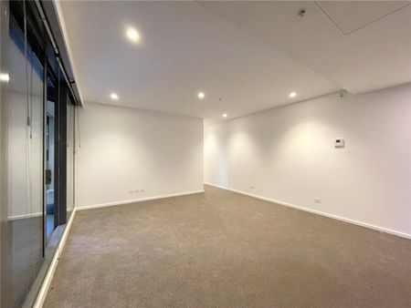 205/98 Fawkner Street - Photo 4