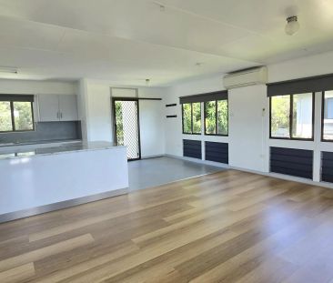 Renovated Family Home....Stroll to the Beach & Parks! - Photo 1