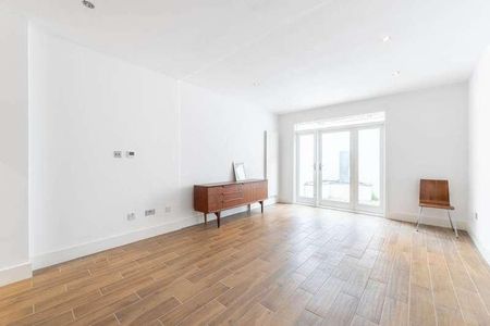 Lower Ground Floor, Dancer Road, Parsons Green, SW6 - Photo 5