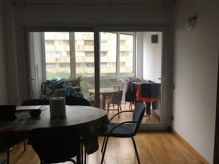 Travessera de les Corts, L'Hospitalet de Llobregat, Catalonia 08903 - Photo 2