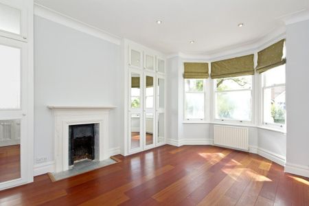 3 bedroom flat to rent - Photo 5