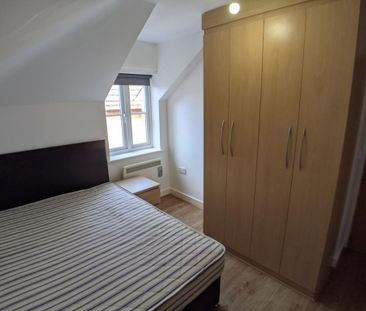 2 bedroom flat to rent - Photo 3