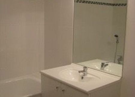 Appartement à louer 2 pièces • 47,99 m2 Yerres - Photo 3