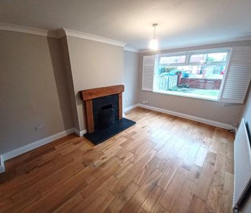 3 bedroom semi-detached house to rent - Photo 3