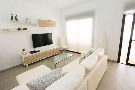 3 room luxury Villa for rent in Pilar de la Horadada, Spain - Photo 5