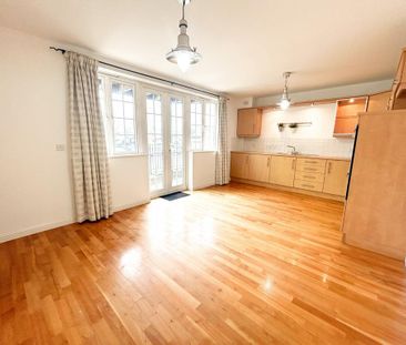 3 bedroom terraced house to rent - Photo 3