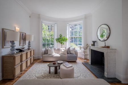 Regent's Park Road, Primrose Hill, London, NW1 7TL - Photo 3