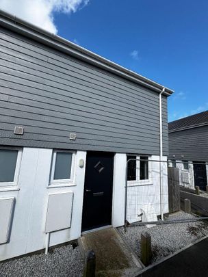 2 bedroom terraced house to rent - Photo 1