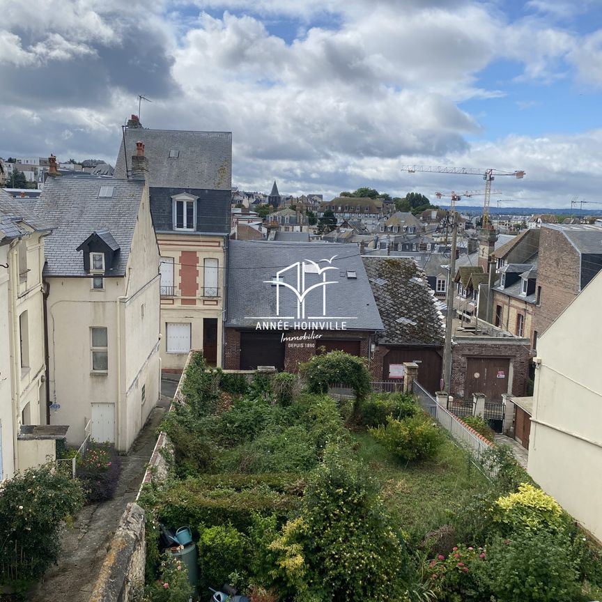 Location Appartement 2 pièces 31m² TROUVILLE SUR MER 14360 - Photo 1