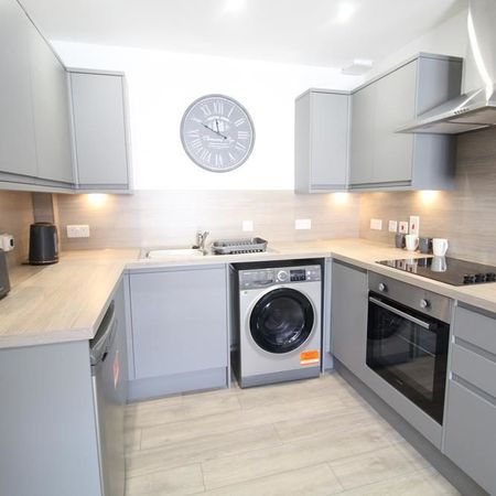 Adelphi, Flat D, Aberdeen, AB11 - Photo 3