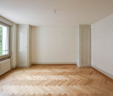 2.5-room apartment with the aesthetics of an old building - Foto 3