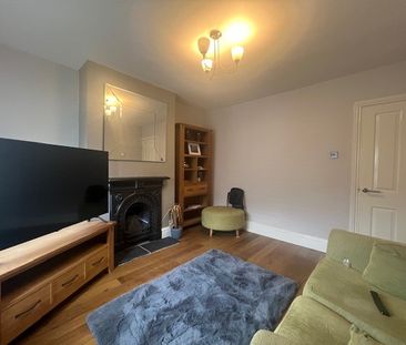 High Street, Crowthorne, Berkshire, RG45 - Photo 3