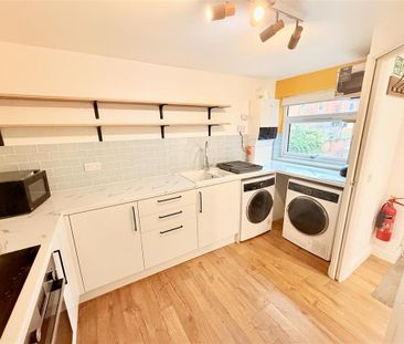 2 bedroom flat to rent - Photo 6