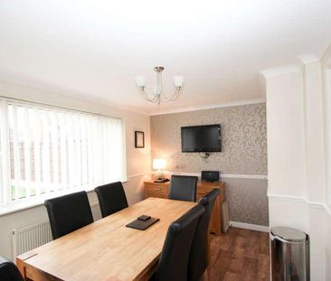 Seamore Avenue, Benfleet, SS7 - Photo 3