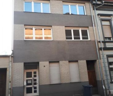 wie im Neubau: 1 Raum Apartment mit neuer Einbauküche und neuem Bad - Photo 4