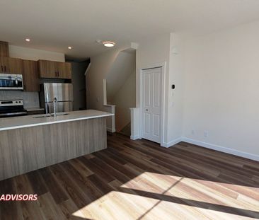 GREAT 2 BED, 2.5 BATH, 2 STOREY TOWNHOUSE W/AN ATTACHED SINGLE GARA... - Photo 6