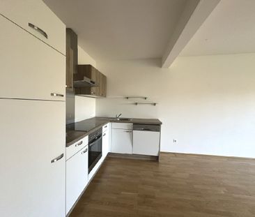 Sonnenverwöhntes Wohnvergnügen: Charmante Wohnung mit Balkon im Her... - Foto 3