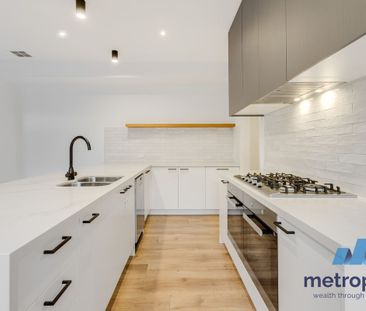 2B Melva Street, BENTLEIGH EAST, VIC - Photo 4