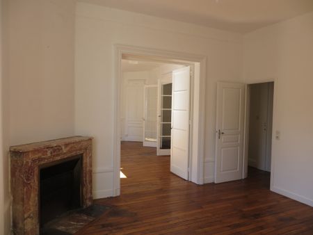 Location Appartement 3 pièces 92m² LYON 3ème - Photo 5