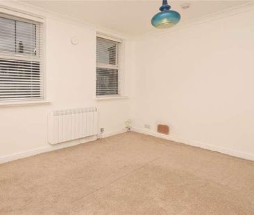 Sutton Road, Watford, Herts, WD17 - Photo 4