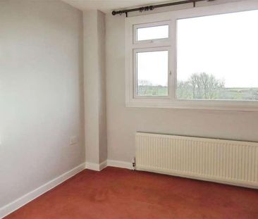 Richmondfield Avenue, Barwick In Elmet, Leeds, LS15 - Photo 4