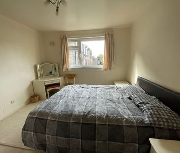 2 Bed Flat, Charterhall Grove, EH9 - Photo 5